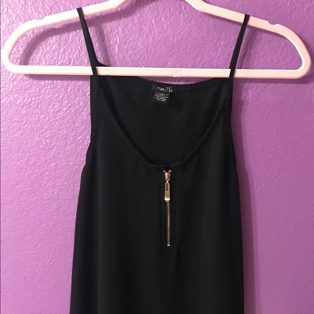 Black classic tank top